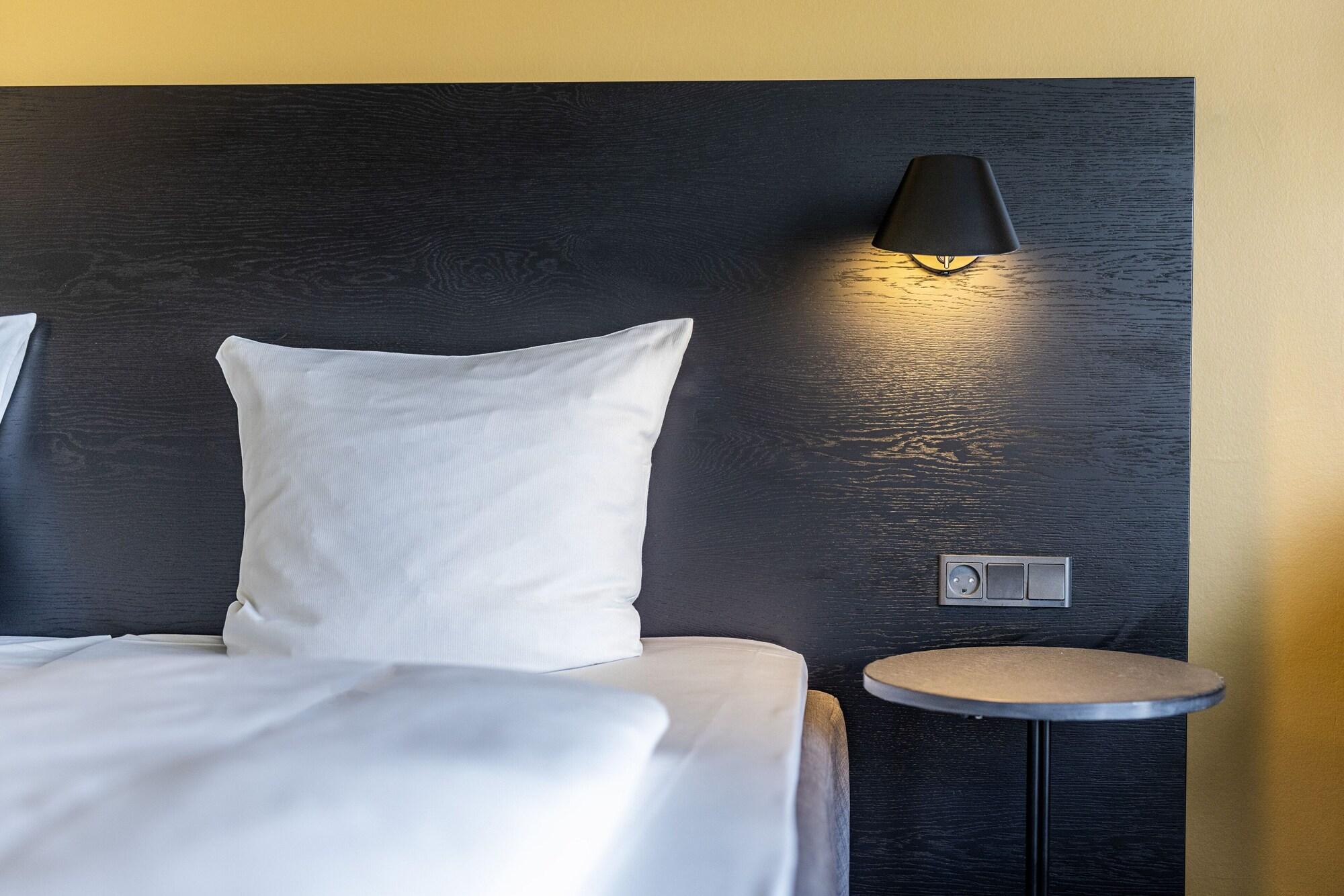 Comwell Middelfart Hotel Bagian luar foto